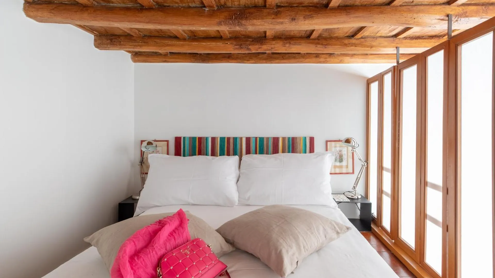 Iflat Modern & Relaxing Apartment In Trastevere Rome Italy